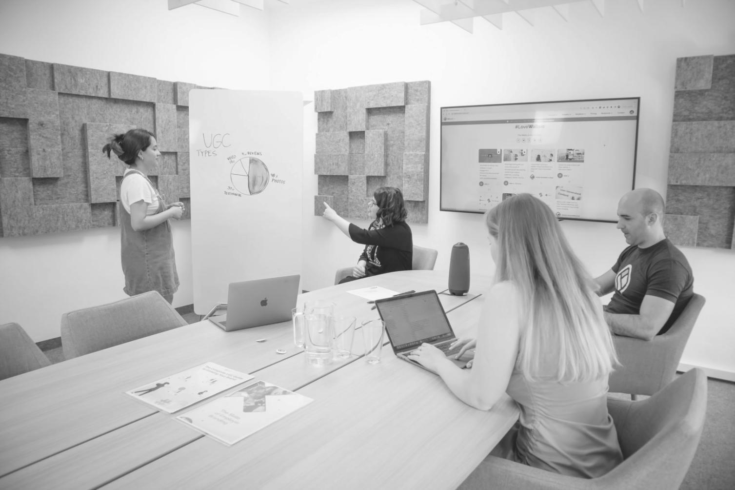 Groupe de participants lors d'un exercice collaboratif